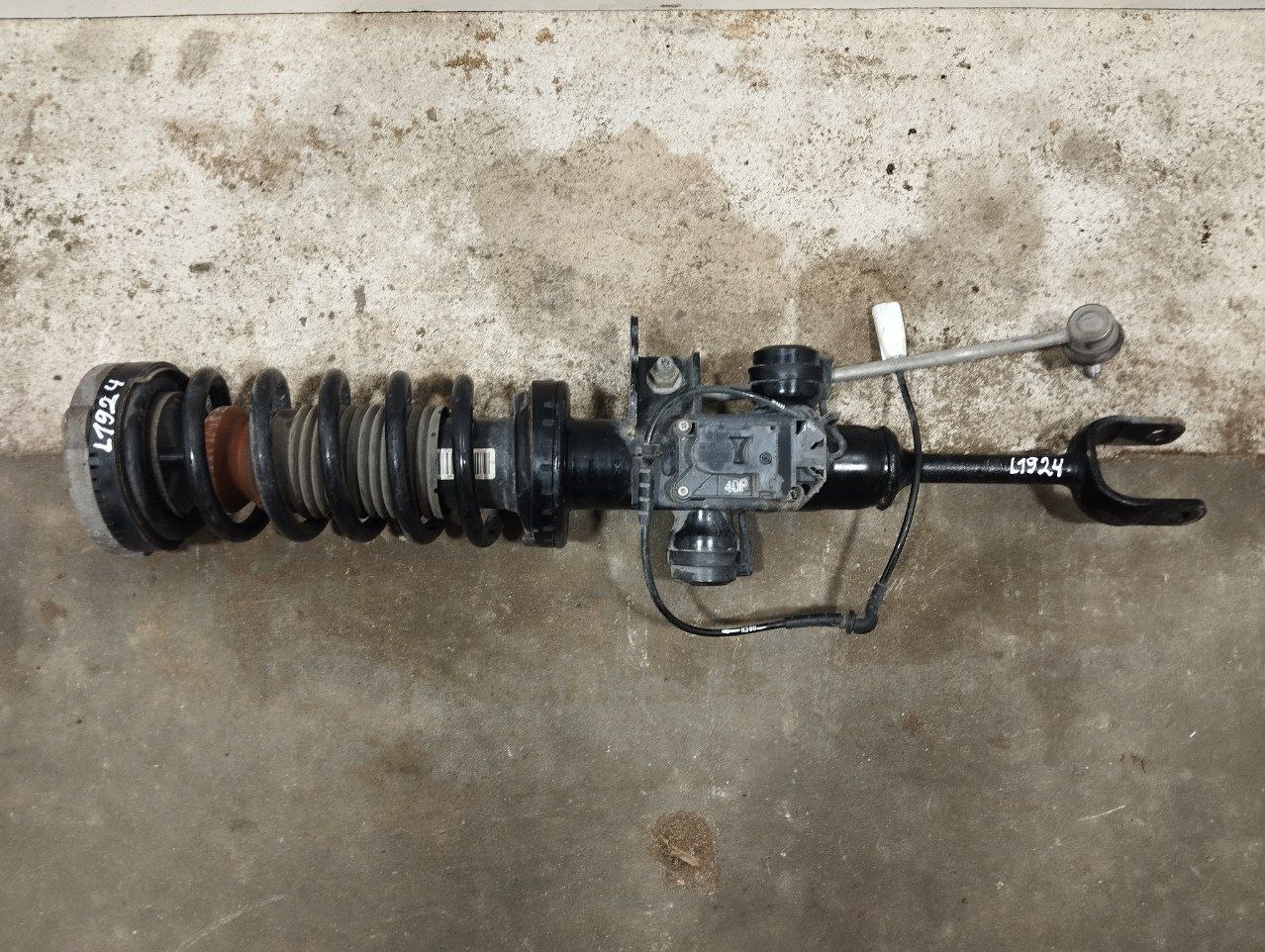 BMW 6 Series F06/F12/F13 (2010-2018) Front Right Shock Absorber 6850962, 6795081 23497227