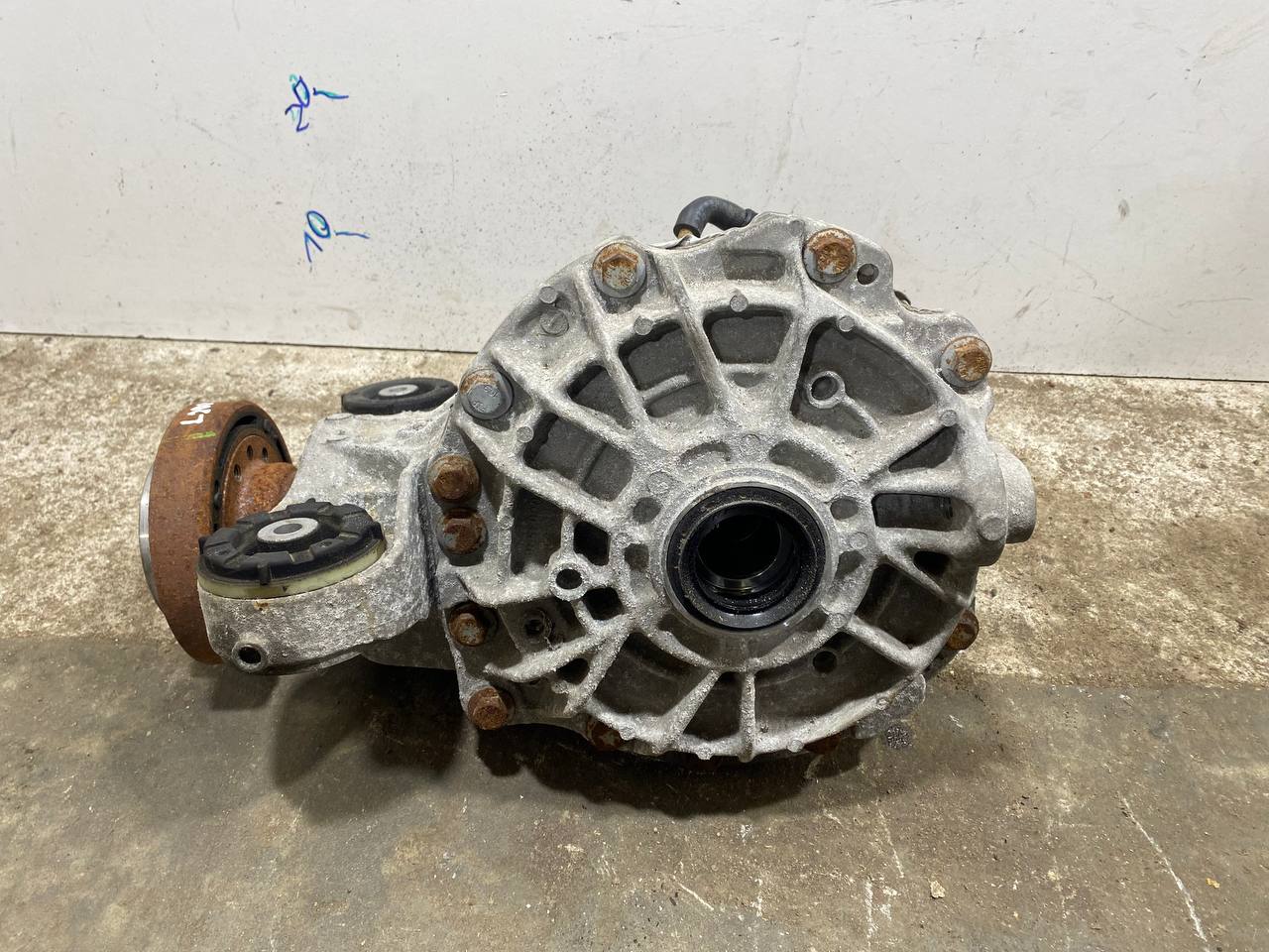 JAGUAR XE 1 generation (2014-2024) Rear Differential GX734A213JA 23525968