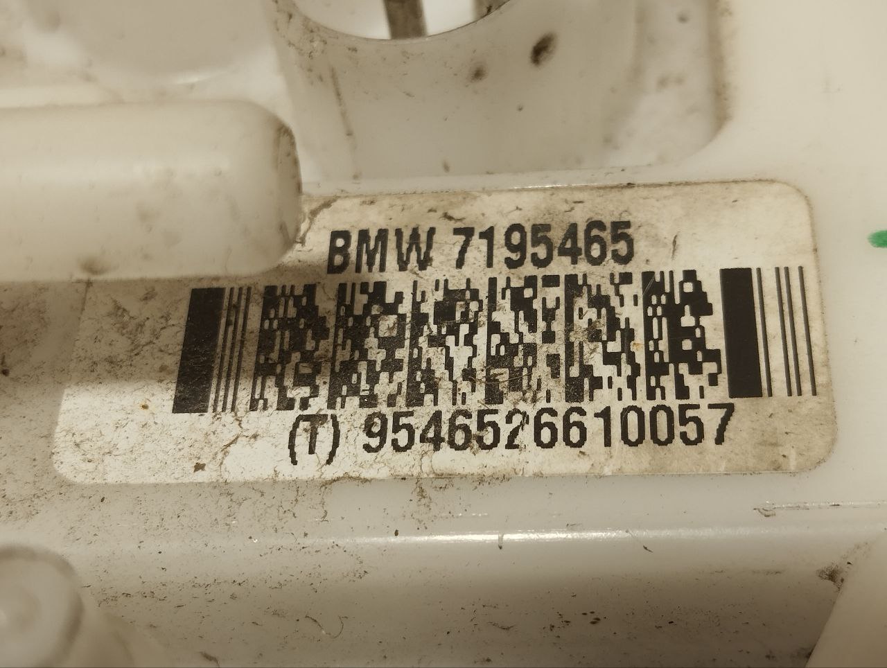 BMW X5 E70 (2006-2013) Топливный насос 7195465 23857177
