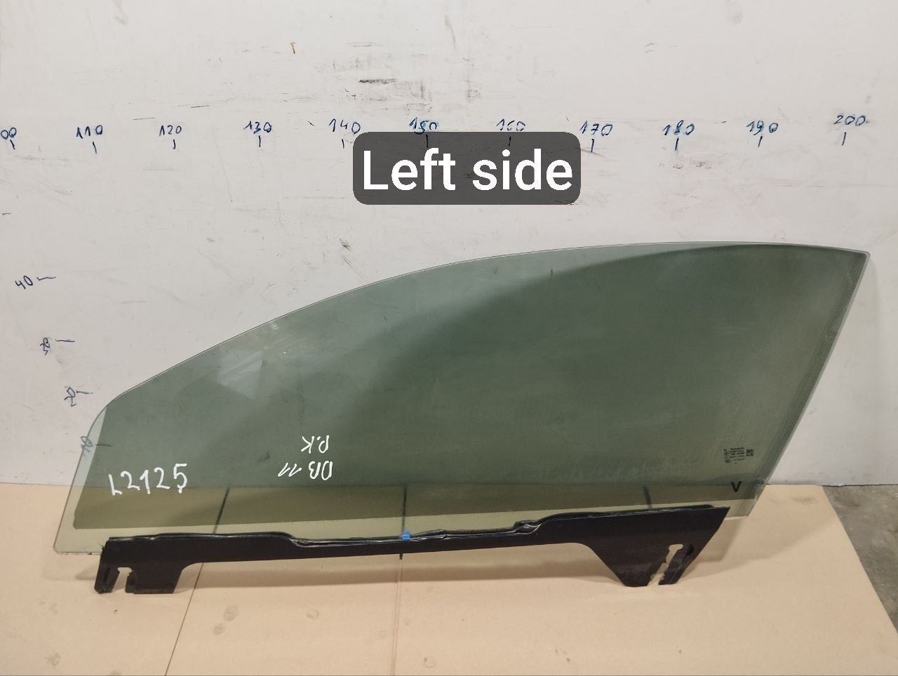 ASTON MARTIN DB11 1 generation (2016-2023) Front Left Door Glass 24391055