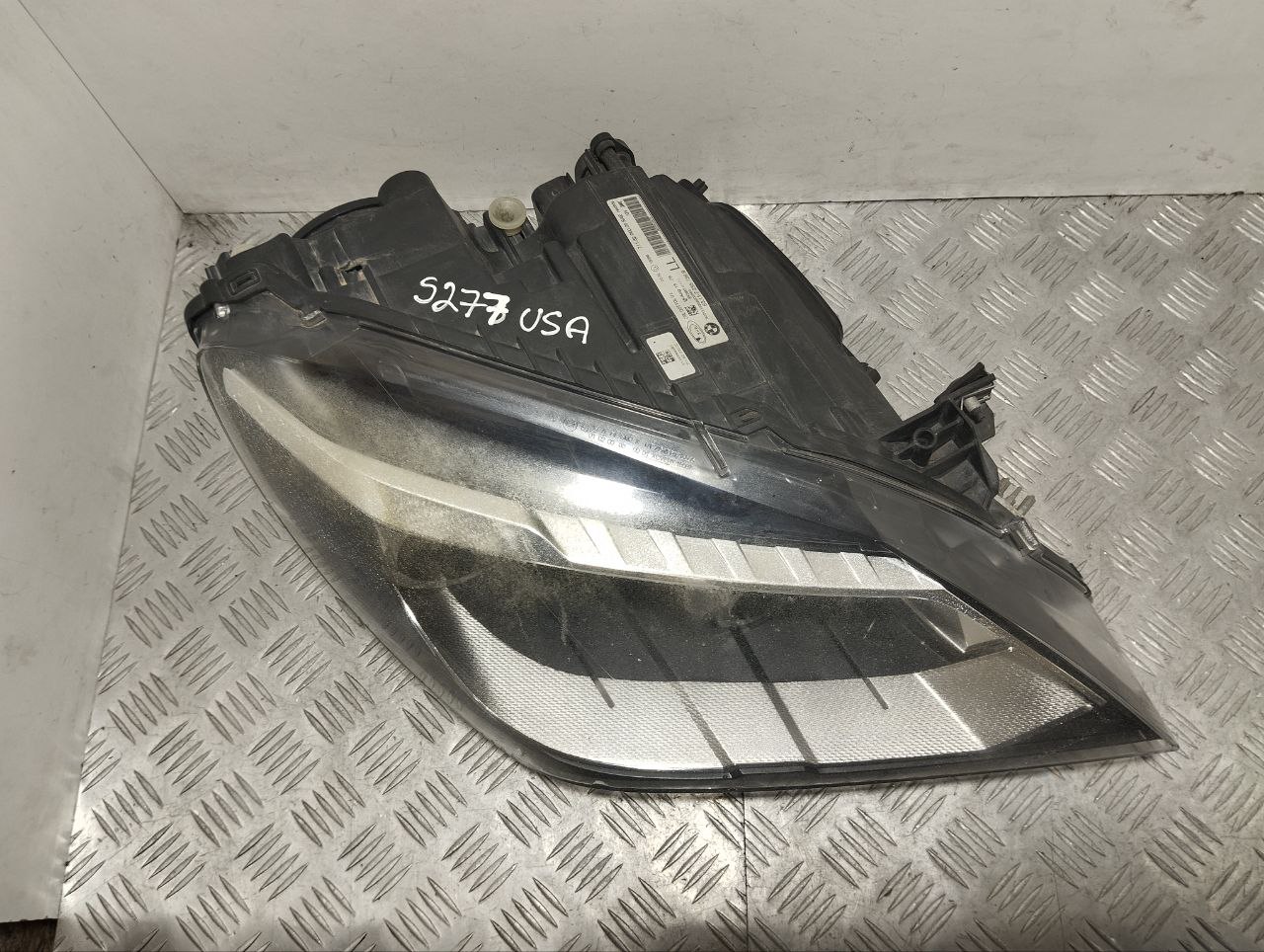 BMW 6 Series F06/F12/F13 (2010-2018) Front Right Headlight 7255736, 72557369, 7307528 24414291