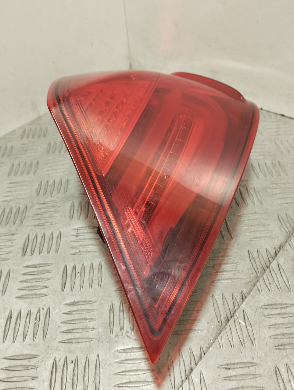 BMW 6 Series F06/F12/F13 (2010-2018) Rear Right Taillight Lamp 7210578 24314754