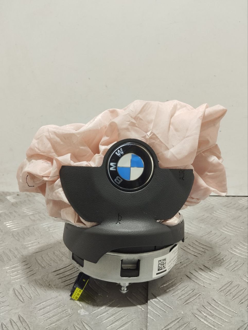 BMW 6 Series F06/F12/F13 (2010-2018) Steering Wheel Airbag 24395041