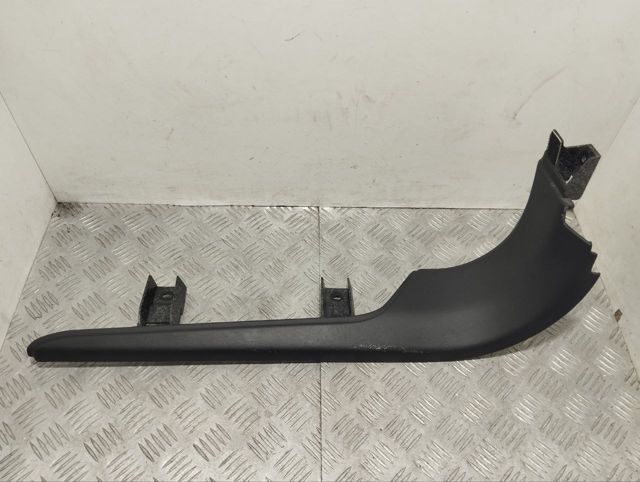 ASTON MARTIN DB11 1 generation (2016-2023) Rear Left Pillar Trim HY53020C31ADW 24398500