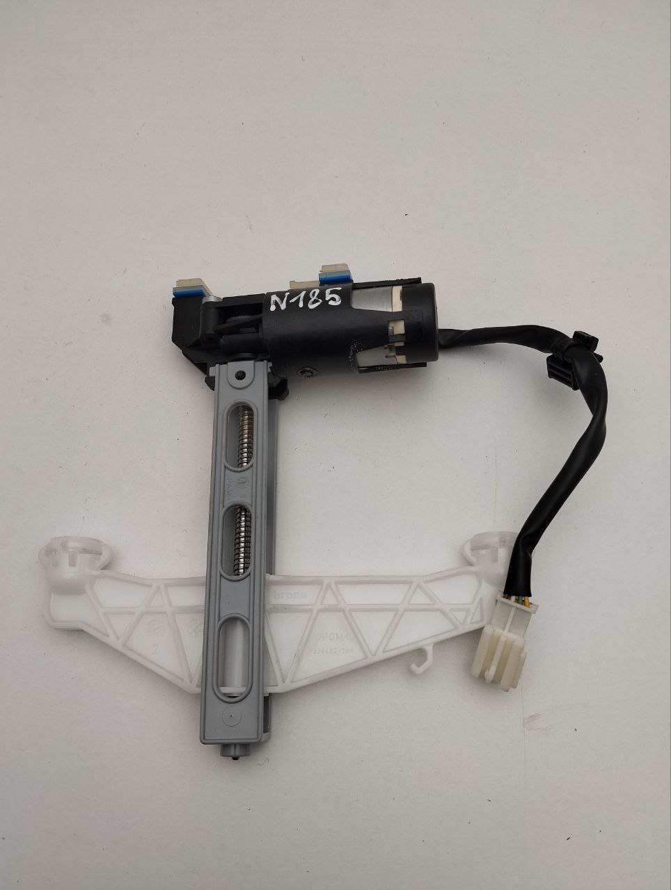 BMW 7 Series G11/G12 (2015-2023) Front Left Seat Control Motor 7314217, 939500107, 939500107 24586793