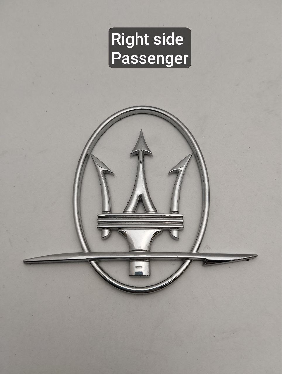 MASERATI Ghibli 3 generation (2013-2024) Car manufacturer's badge 24864973