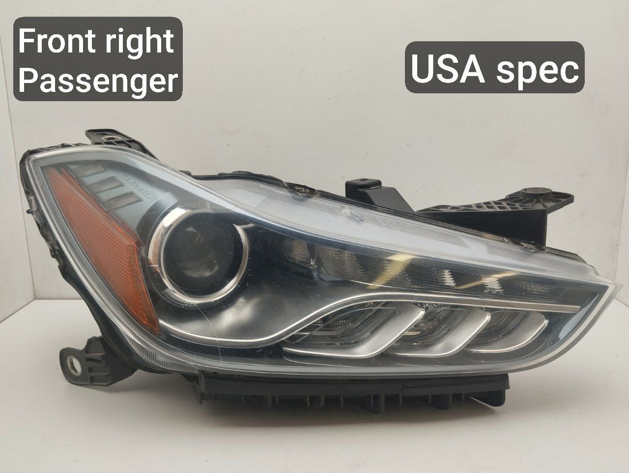 MASERATI Ghibli 3 generation (2013-2024) Front Right Headlight 00670005473, 130732932000, 130732947400 24839467